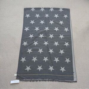 Gray scarf with stars
